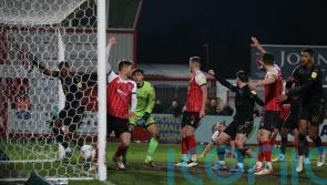Returning Chuks Aneke rescues late point for Charlton