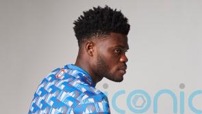 Arsenal unveils shirt inspired by London Underground seats