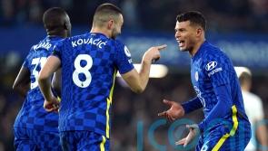 Chelsea keep slim title hopes alive with victory over Tottenham