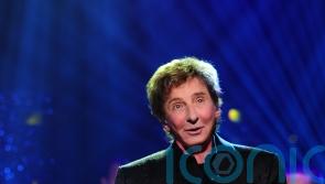 Barry Manilow shuts down rumours that he will also remove music from Spotify