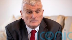 Wells says he would consider running against DUP if Forsythe is candidate