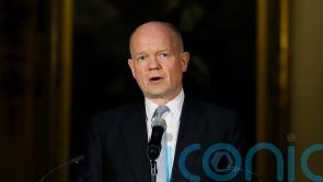 Hague: PM should be very worried after his apology