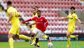 Dillon Hoogewerf makes permanent switch from Manchester United to Gladbach