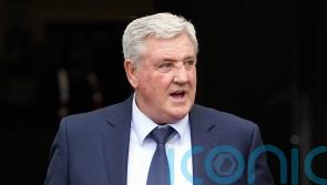 Steve Bruce in talks with West Brom over return to management
