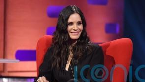 Courteney Cox recalls ‘nerve-wracking’ experience playing piano with Elton John