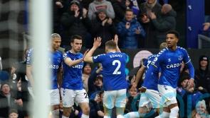 Everton move clear of drop zone while Southampton deny Manchester United
