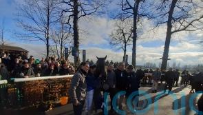 The Galloping Bear digs deep for Grand National Trial gold