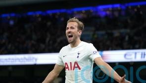 Harry Kane stuns summer suitors Manchester City to seal dramatic win for Spurs