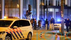 Stand-off ends at Amsterdam Apple Store with hostage safe