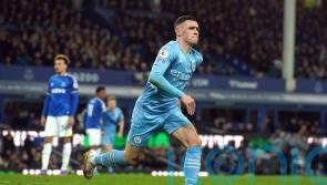 Manchester City march on after narrow in controversial circumstances at Everton