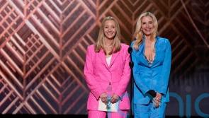 Lisa Kudrow and Mira Sorvino in Romy And Michele’s High School Reunion reunion