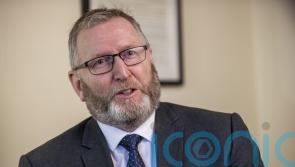 UUP leader says Donaldson meeting was to discuss switching parties