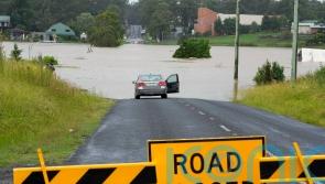 500,000 people on flood alert as rain lashes Sydney