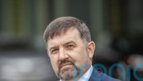 Health Minister challenges parties to commit to funding of cancer strategy
