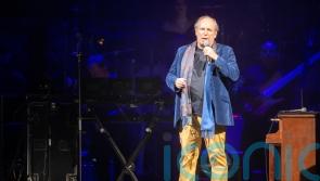 Hans Zimmer pays tribute to Ukraine musicians during London stage return