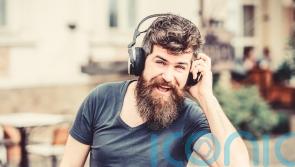 5 of the best everyday money-saving podcasts