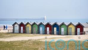 Spring sunshine to last all weekend but wintry showers then forecast