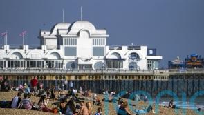 Summer-like spring weather set to make way for snow