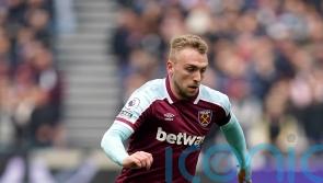Jarrod Bowen scores winner on West Ham return as Everton misery continues
