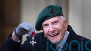 D-Day veteran Harry Billinge dies aged 96, his family says