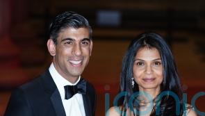 Chancellor defends wife over non-dom status as allies ‘blame No 10’ for smears