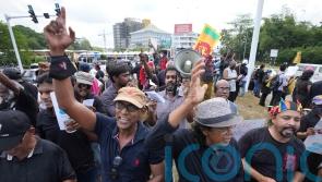 Sri Lankan business leaders demand end to political impasse