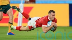 Wales international Gareth Davies signs new deal with Scarlets