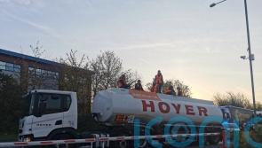 Climate activists in new action at oil terminals