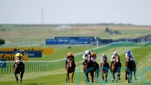 Umm Kulthum puts down early marker for sprint honours