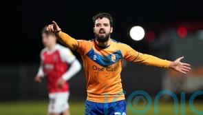 Salford play-off hopes ended by draw as Mansfield miss chance to go third