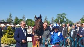 Sun-drenched Newbury heralds return of racing’s new superstar