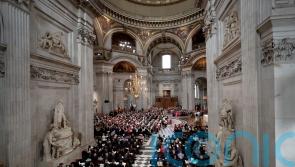 Queen thanked by Archbishop for ‘staying the course’