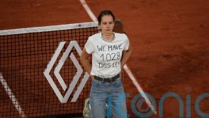 Protester delays French Open semi-final