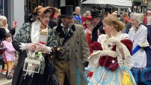 Hundreds dress in Dickensian period costume to mark Queen’s Platinum Jubilee