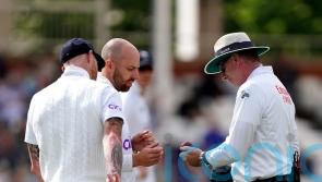 New Zealand batter Daryl Mitchell hits six directly into spectator&rsquo;s drink