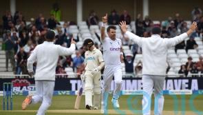 James Anderson claims 650th Test wicket as England look to seize initiative