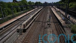 PM urges passengers to ‘stay the course’ in the face of rail strikes