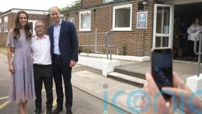 Big Issue seller shows Duke and Duchess of Cambridge around his home
