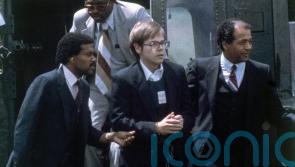 Hinckley says he is sorry for shooting that wounded Reagan