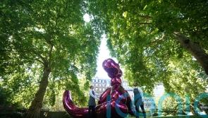 Jeff Koons sculpture fetches more than £10 million in Ukraine charity sale