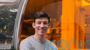 Bulb boss to leave collapsed energy supplier