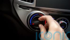 How can I look after my car in hot weather?