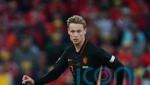 Football rumours: Man U chiefs fly to Spain in bid to seal Frenkie de Jong deal