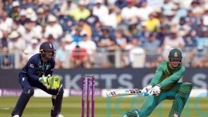 Rassie van der Dussen hits century as heat restricts Matthew Potts to four overs