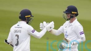 Felix Organ helps Hampshire build solid total against Gloucestershire