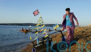 Retired major rows to Isle of Wight in home-made tin boat for Ukraine charity