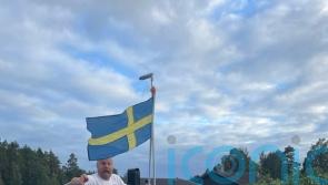 British man takes a dip to celebrate Lionesses’ win as Swedish family watch on
