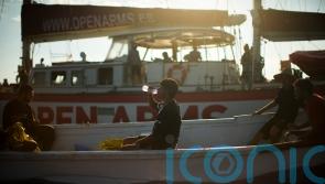 40 migrants rescued as boat sinks during rescue
