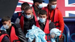 More migrants arrive in Kent as Channel crossings resume