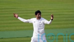 Hampshire beat Northamptonshire to go top of Division One